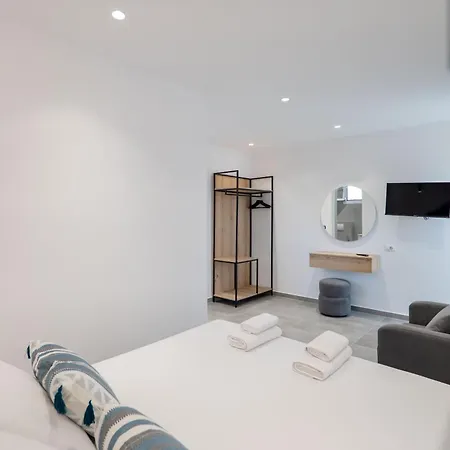 Antonio Aparthotel Ksamil